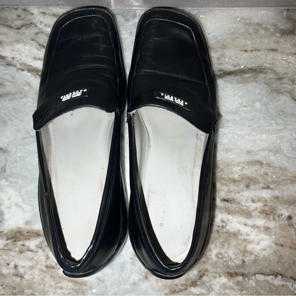 BCBG by Max Azria Black Leather Loafers - Picture 6 of 10